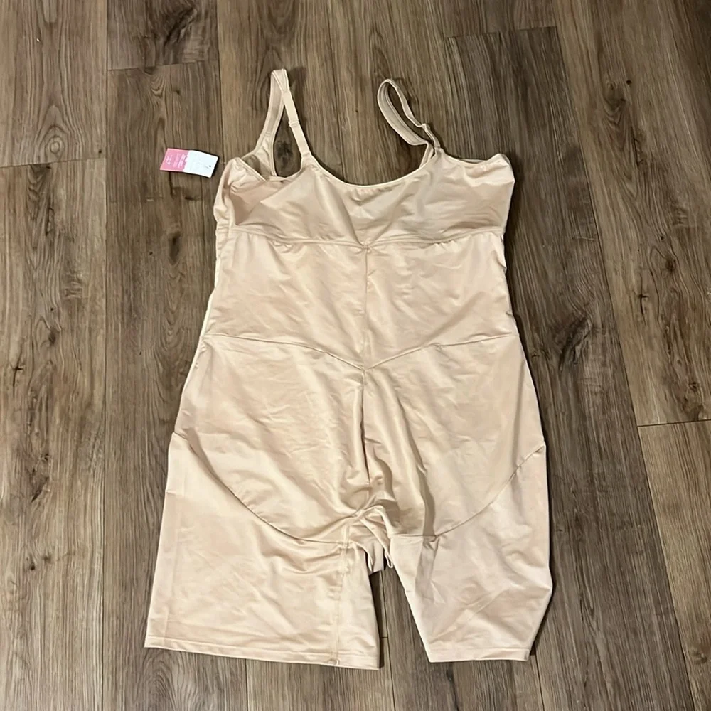 NWT 22/24 Shape by Cacique Level 3 Contouring Open-Bust Thigh Shaper Cafe Mocha